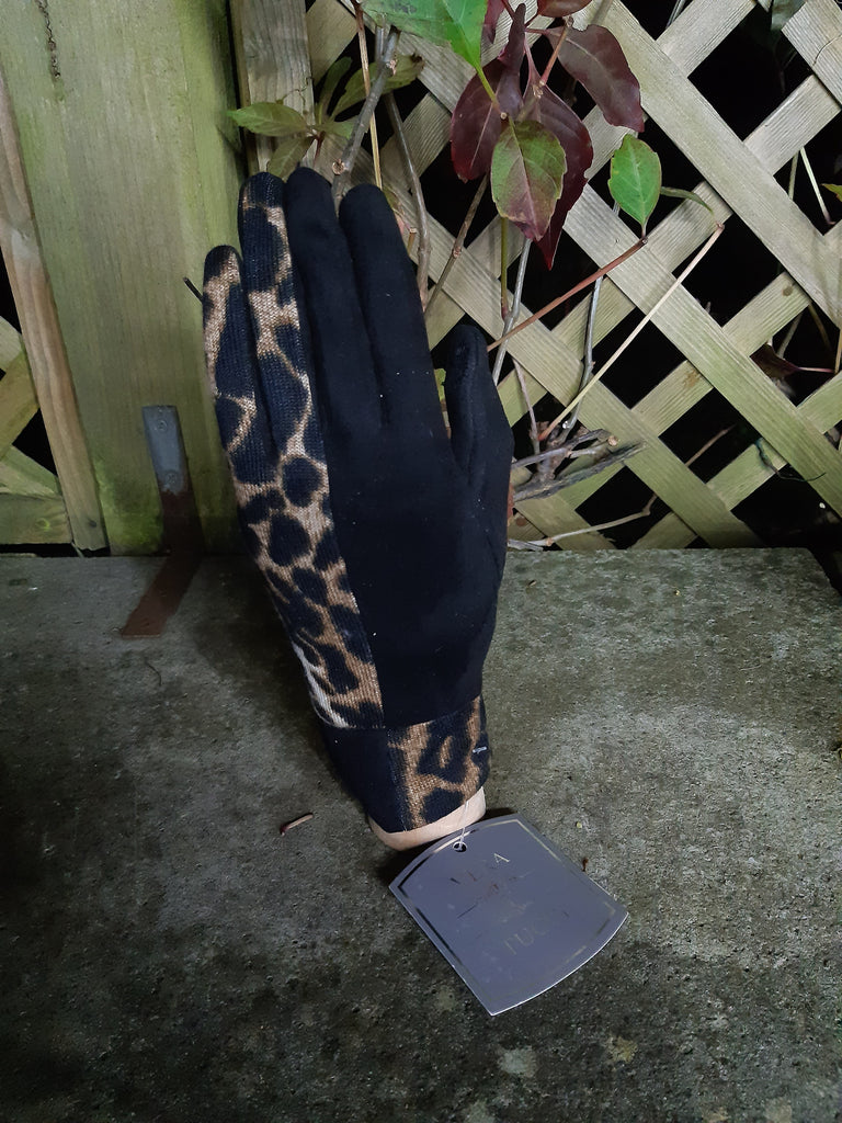 Gloves Riley Leopard Faux Suede Gloves - Vera Tucci OriginalsAccessories