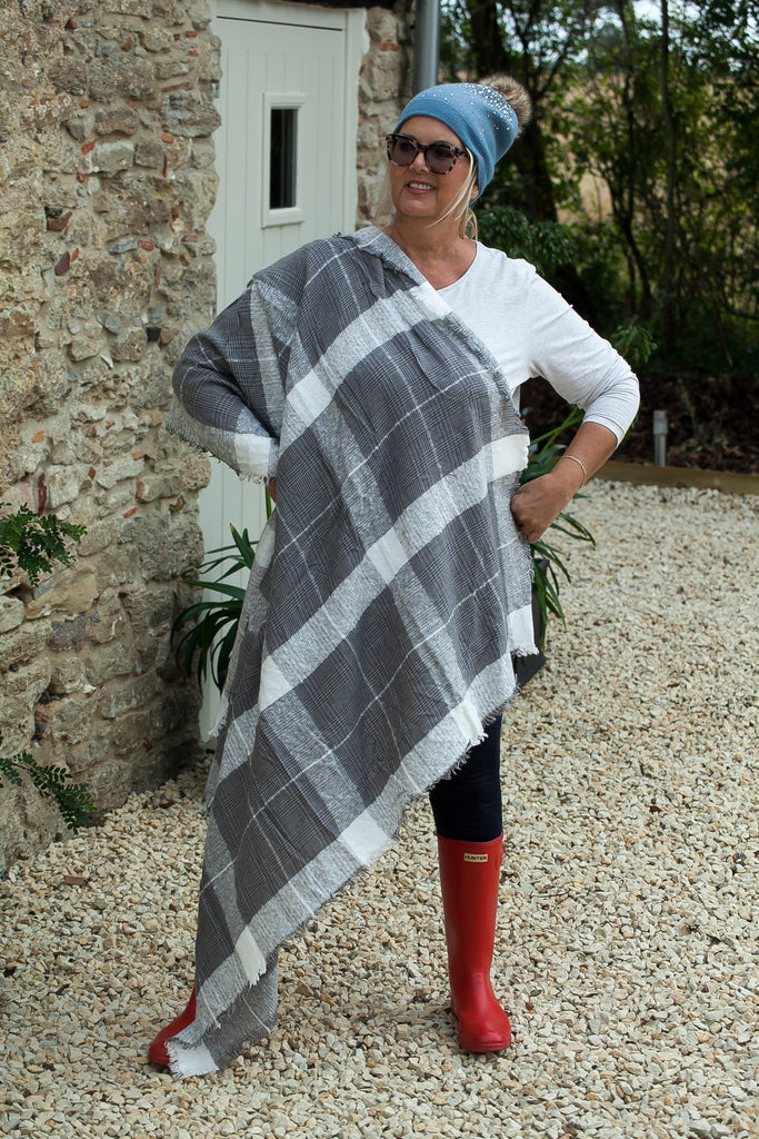 Scarves Diane Large Checked Wrap Scarf - SC2010 - Vera Tucci OriginalsAccessories GREY/WHITE SOLD OUT