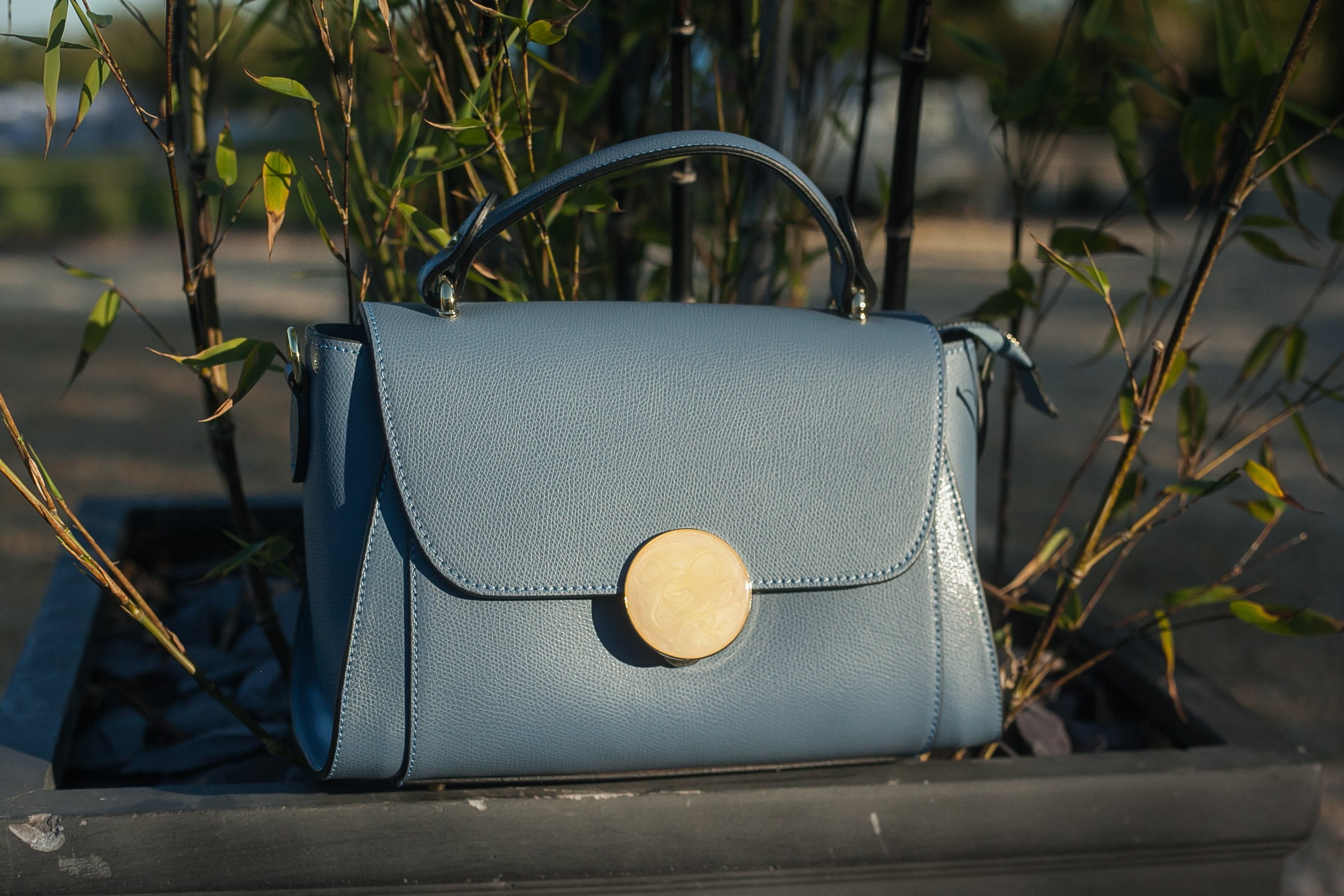 Moda handbags wholesale clearance