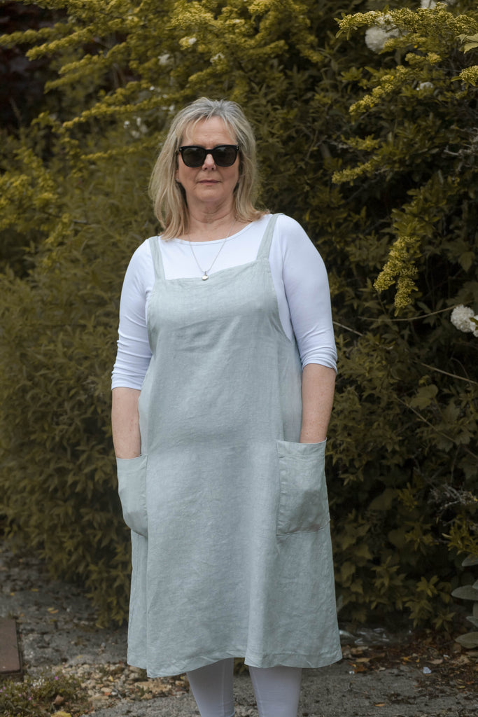 Linen ALTAMURA S2012/P LINEN BACKLESS APRON DRESS - Vera Tucci OriginalsItalian Clothing
