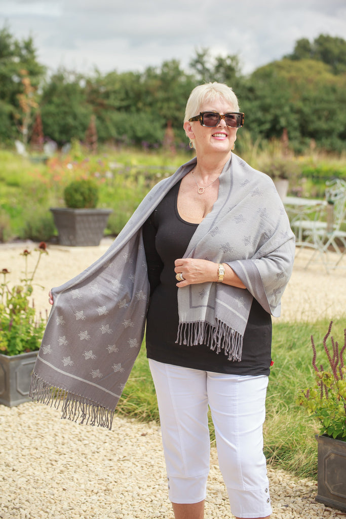 Scarves HONEY - BEE DESIGN SCARF RMD202106-11 9 COLS - Vera Tucci OriginalsAccessories 8 LIGHT GREY/GREY