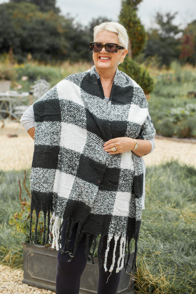 Scarves SQUARE CHECK SCARF CLRMD202103-24 2 COLS - Vera Tucci OriginalsAccessories BLACK/WHITE